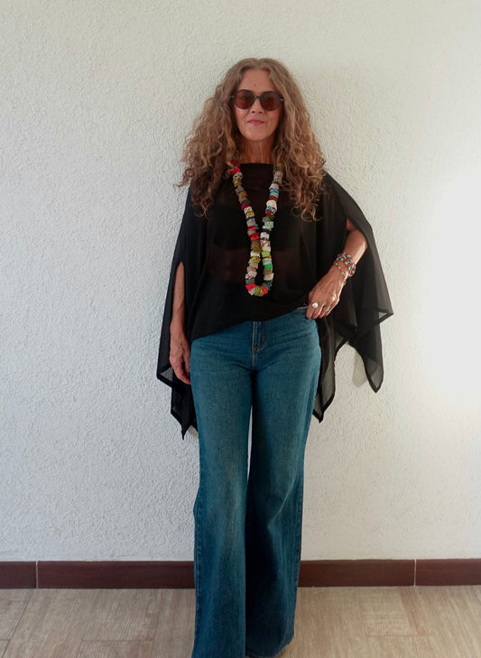 Poncho indonesia negro