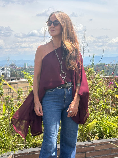 Poncho indonesia vino