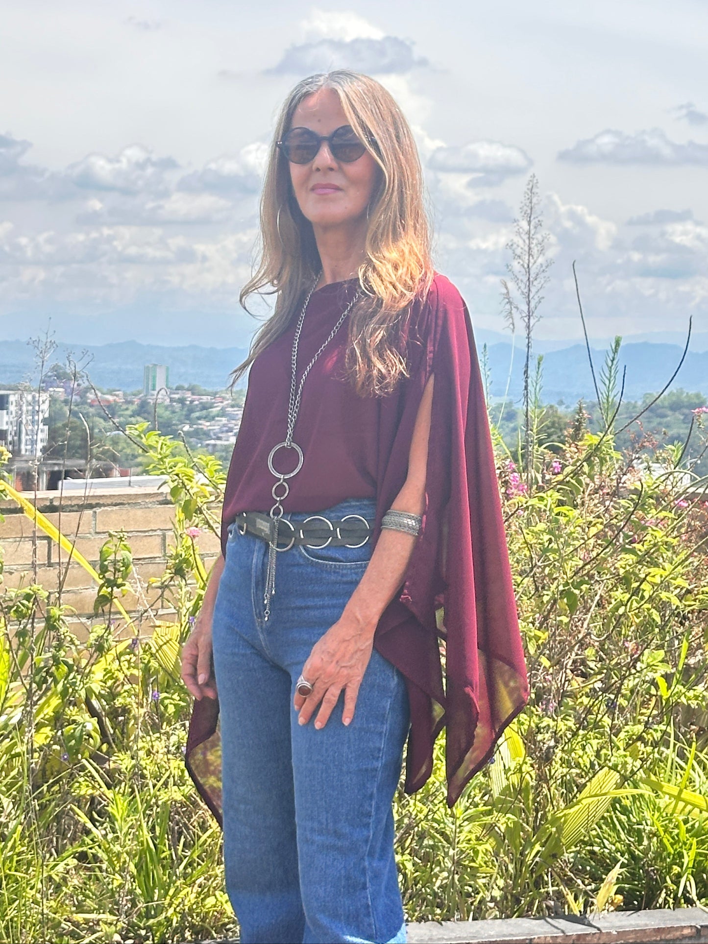 Poncho indonesia vino